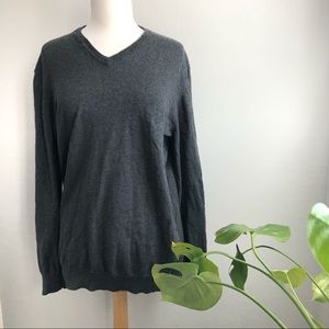 Old Navy Basic Grey V-Neck Sweater
